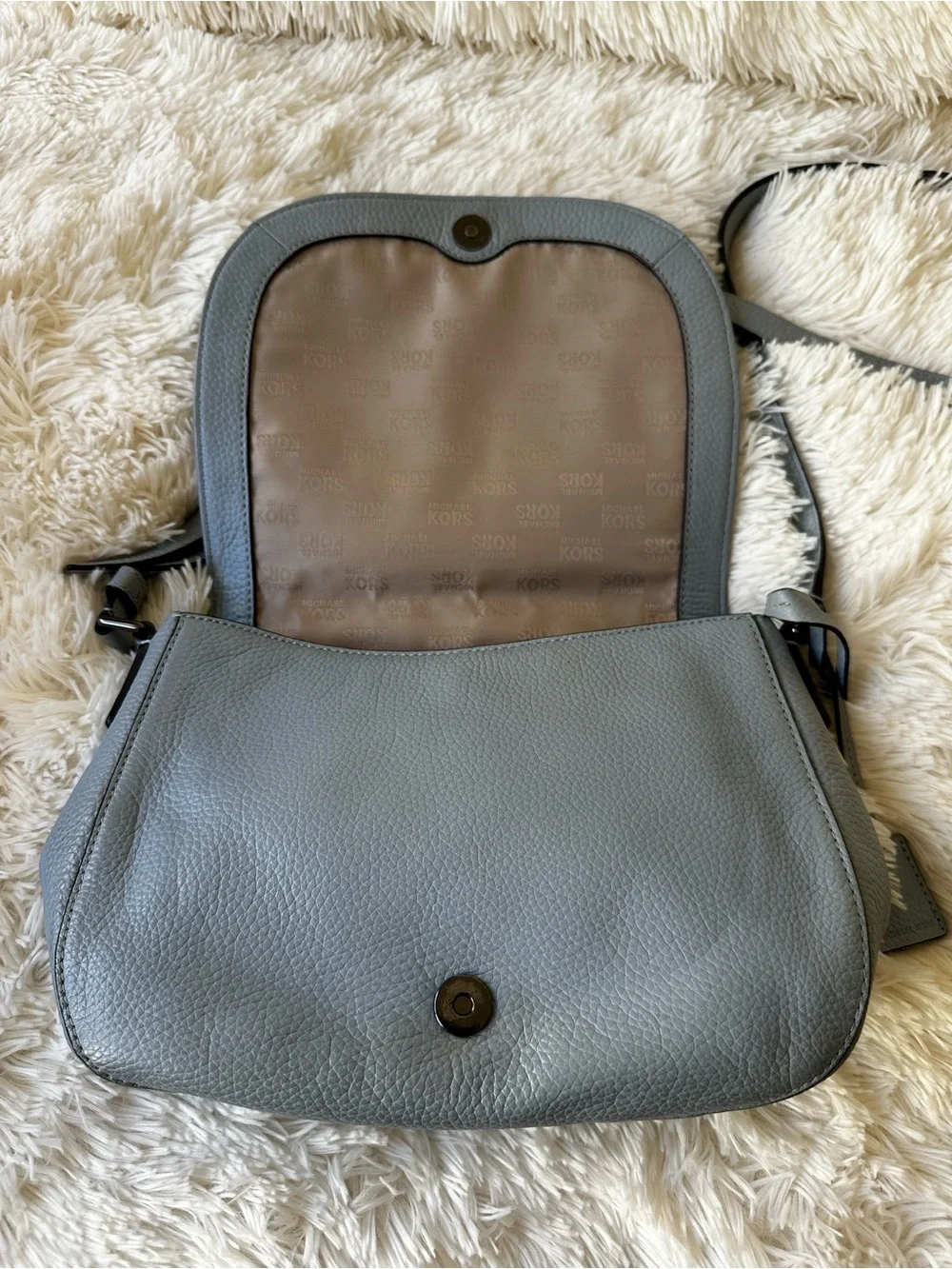 Michael Kors Blue Pebbled Leather Studded Saddle Crossbody Bag Messenger Purse